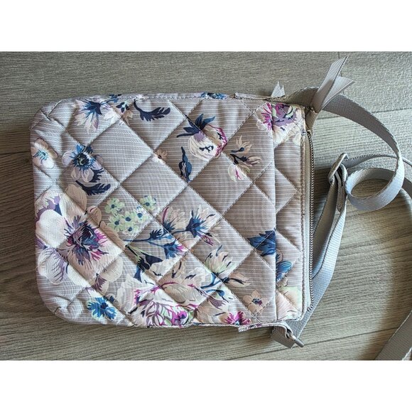 Vera Bradley Floral Quilted Crossbody Bag With Adjustable Strap - Picture 3 of 6